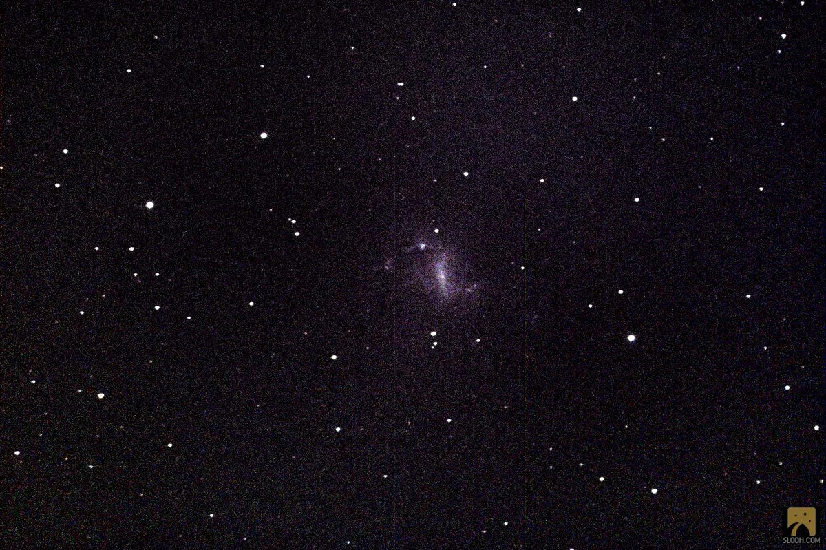 [Bröhnder][19] (NGC 1313) , Exil von Kummerog und seiner Bande.